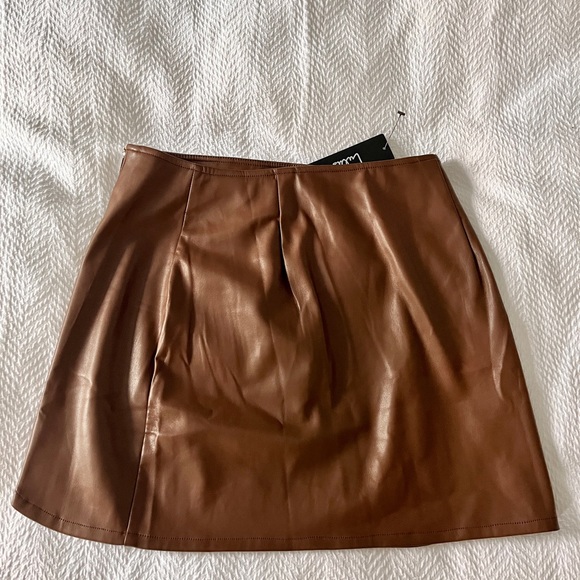 Lulu’s brown vegan leather mini skirt - new with tags! - Picture 3 of 5